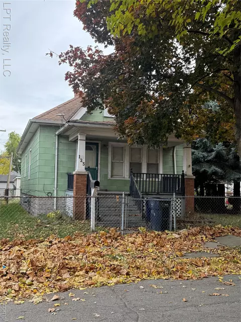 123 Burke St, River Rouge, MI 48218