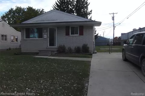29221 Barrington St, Inkster, MI 48141