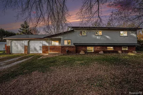 896 W Saginaw Rd, Fremont, MI 48744