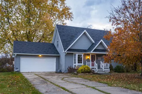 6358 Yorkshire North Riding Rd, Flint, MI 48532