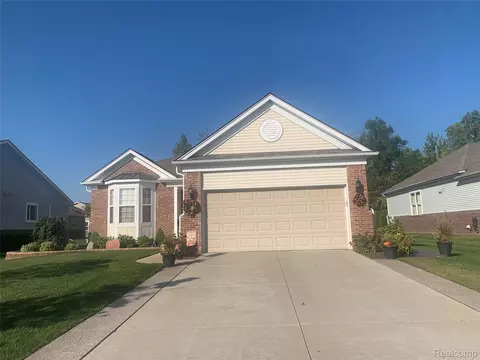 26530 Higgins Way, Flat Rock, MI 48134
