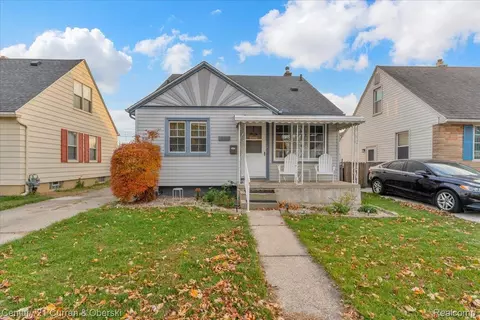 13515 Sycamore St, Southgate, MI 48195