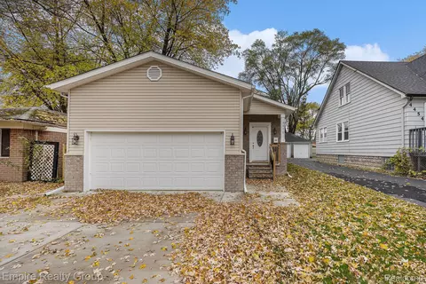 4456 Monroe Rd, Dearborn Heights, MI 48125