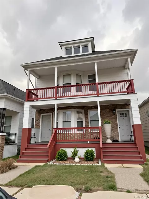 3935 Caely St, Hamtramck, MI 48212