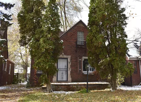 9729 Lakepointe St, Detroit, MI 48224