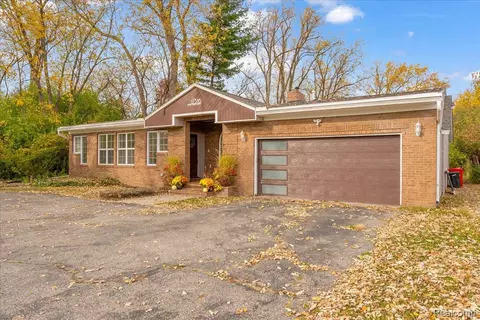 17316 Mount Vernon St, Southfield, MI 48075