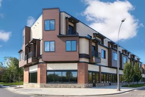 1760 E Auburn Rd #203, Rochester Hills, MI 48307
