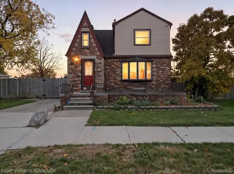 1861 Horger St, Lincoln Park, MI 48146