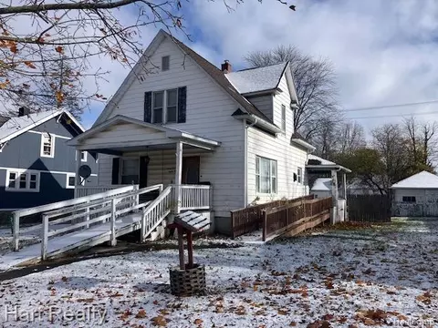 3185 Wilson St, Marlette, MI 48453