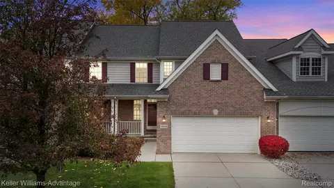 32905 Brookside Cir #3, Livonia, MI 48152