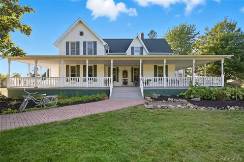205 N Youngs Rd, Attica, MI 48412