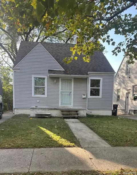 7407 Auburn St, Detroit, MI 48228