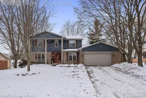 43867 Galway Dr, Northville, MI 48167