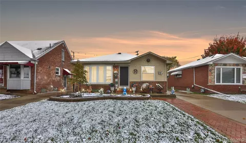 7140 Luana Ave, Allen Park, MI 48101