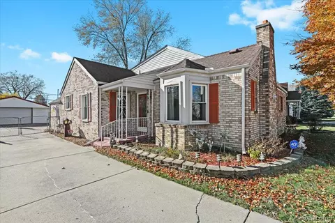 14885 Brest St, Southgate, MI 48195