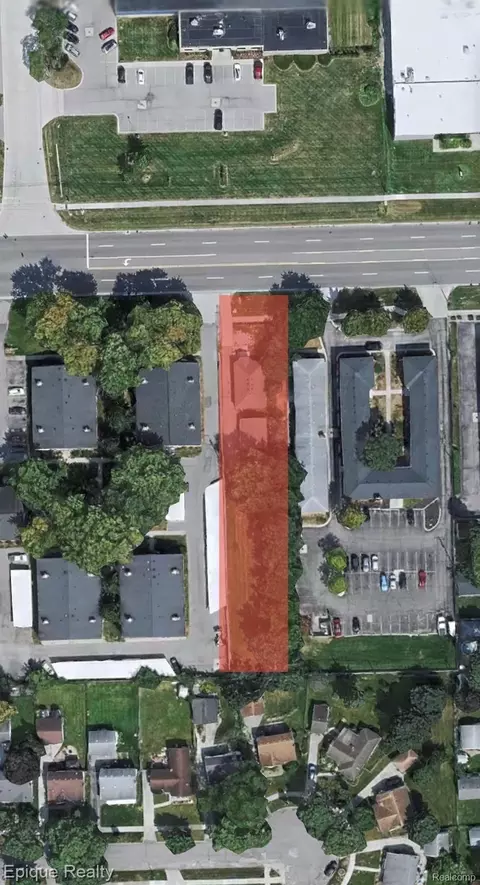 659 W Maple Rd, Clawson, MI 48017 photo 2