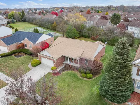 4203 Pond Run, Canton, MI 48188
