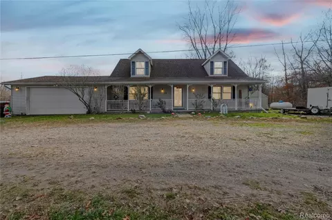 43865 Willow Rd, Belleville, MI 48111