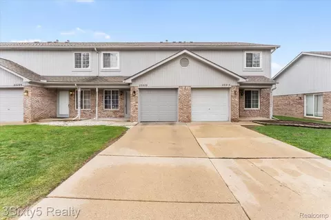 23313 Stromp Ct, Brownstown, MI 48183