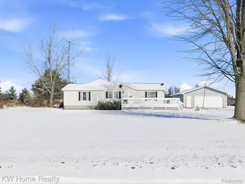 8890 Jeddo Rd, Greenwood, MI 48006