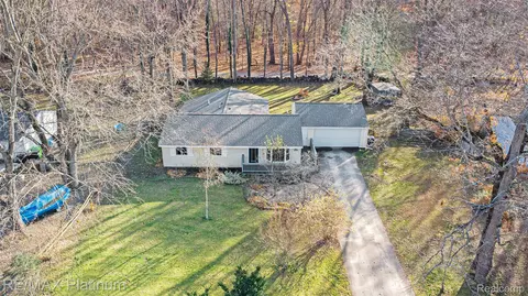 4653 Webberdale Dr S, Rose, MI 48442