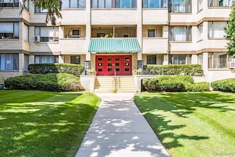 915 E Court St #104, Flint, MI 48503