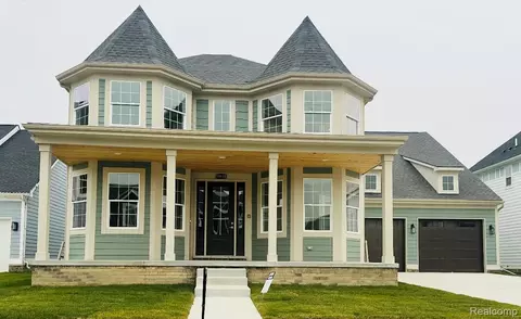 54630 Brenda Dr, Macomb, MI 48042