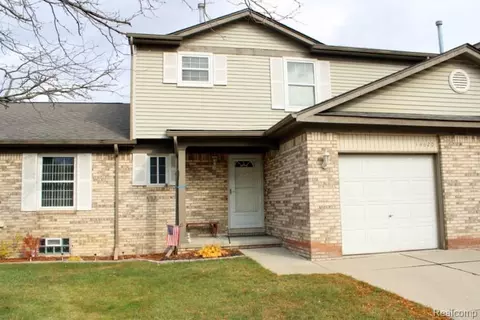 14820 Paris Ct #15, Allen Park, MI 48101