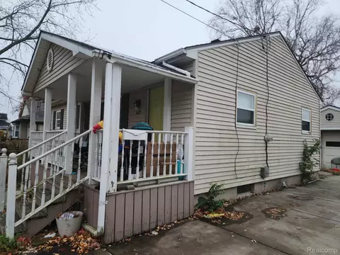 625 Charles St, Davison, MI 48423 photo 2