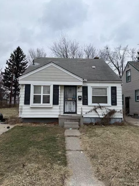 16039 Fairmount Dr, Detroit, MI 48205