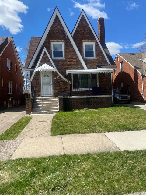 15425 Sorrento St, Detroit, MI 48227