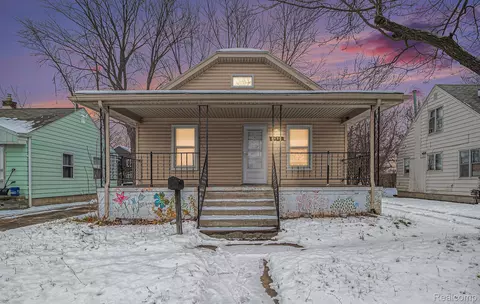 3952 Greenfield Rd, Berkley, MI 48072