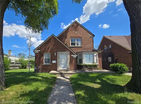 16936 Fairfield St, Detroit, MI 48221