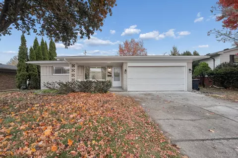 5232 Dickson Dr, Sterling Heights, MI 48310