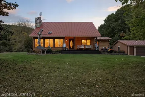 4540 Timber Ln, Dryden, MI 48428