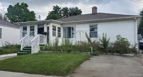 3813 Larchmont St, Flint, MI 48532