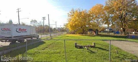 8316 Olympia St, Detroit, MI 48213