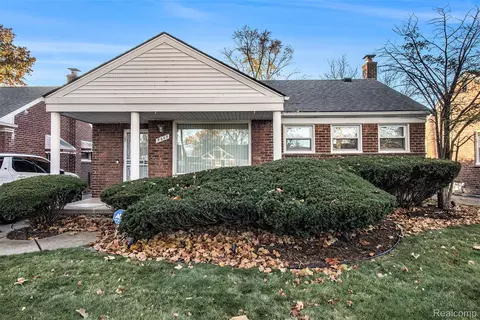 9609 Stout St, Detroit, MI 48228