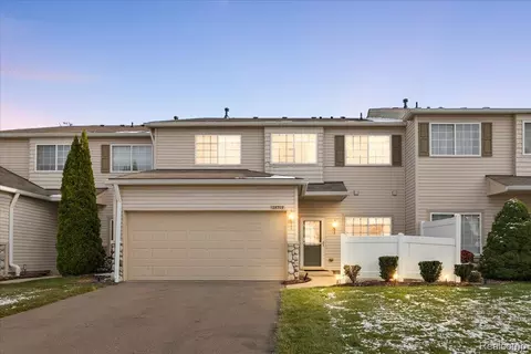 26709 Ashton Dr, Woodhaven, MI 48183