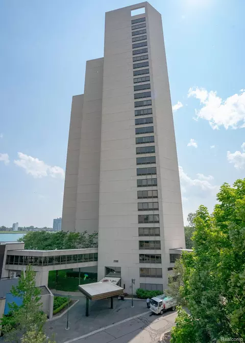 1001 Jefferson Ave W #300-14J, Detroit, MI 48226