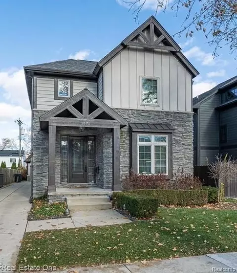 1571 Ruffner Ave, Birmingham, MI 48009