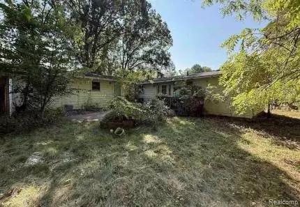 12505 Bueche Rd, Albee, MI 48417 photo 2