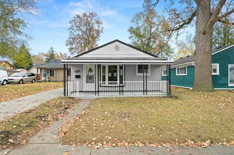 18648 Robert St, Melvindale, MI 48122