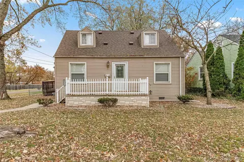 24196 Eureka Ave, Warren, MI 48091