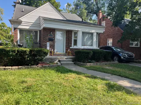 11386 Grayfield, Redford, MI 48239