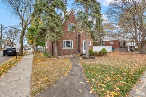 1332 Fort Park Blvd, Lincoln Park, MI 48146