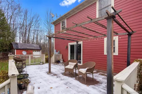Exterior - 2222 Loree Rd, Washington, MI 48401 photo 7 of 9