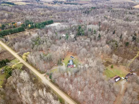 View/Area - 2222 Loree Rd, Washington, MI 48401 photo 3 of 4