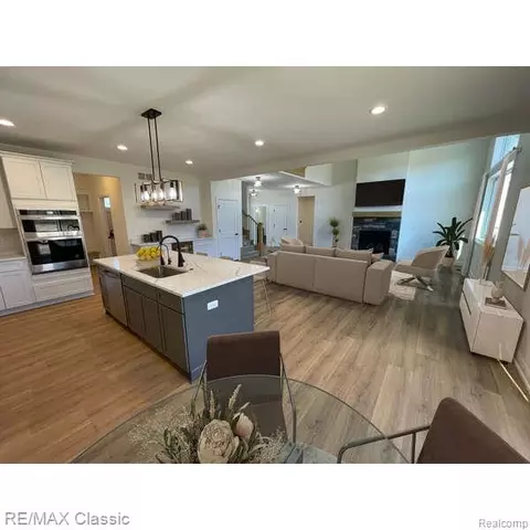 331 Dawson, Milford, MI 48381