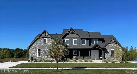 331 Dawson, Milford, MI 48381